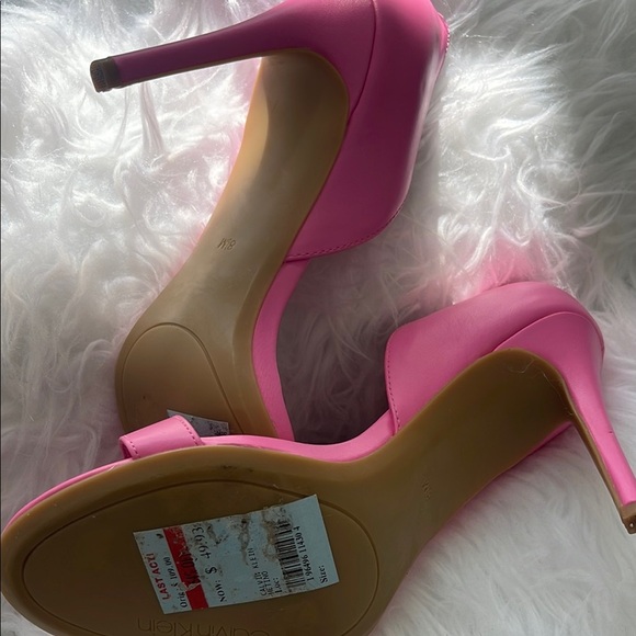 Calvin Klein Women's Pink Sandals - Picture 2 of 2
